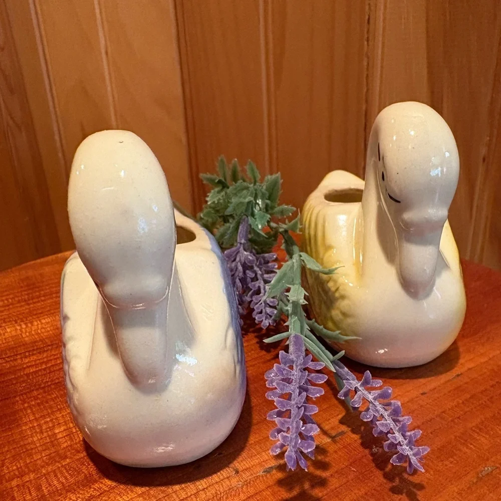Vintage Swan Planters, from the mid-20th century
